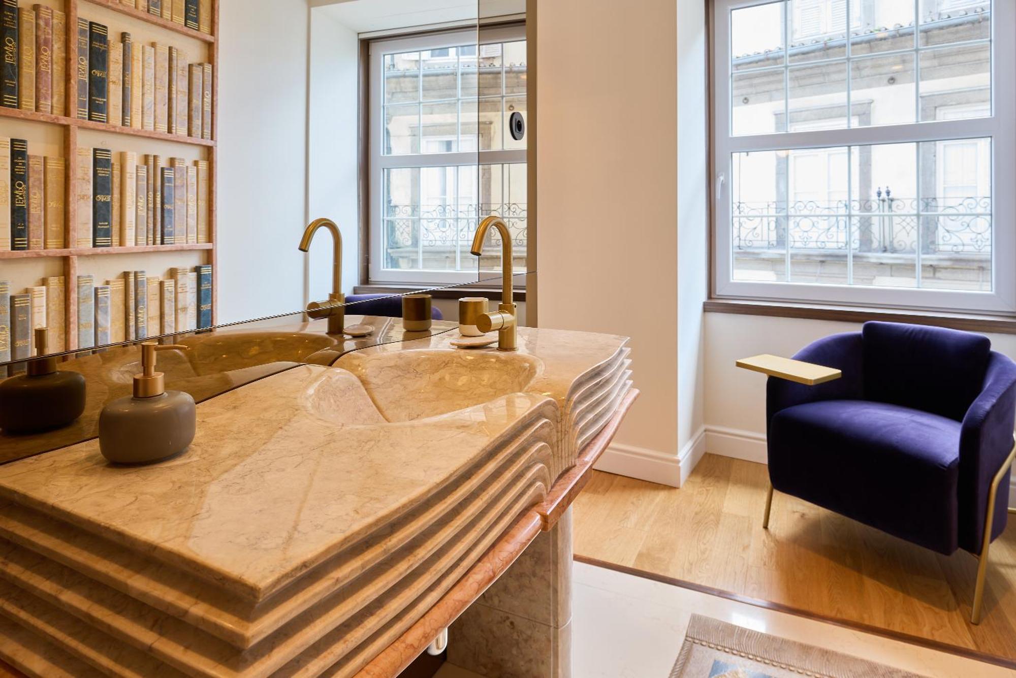 Flh Porto Clerigos Luxury Apartments Стая снимка