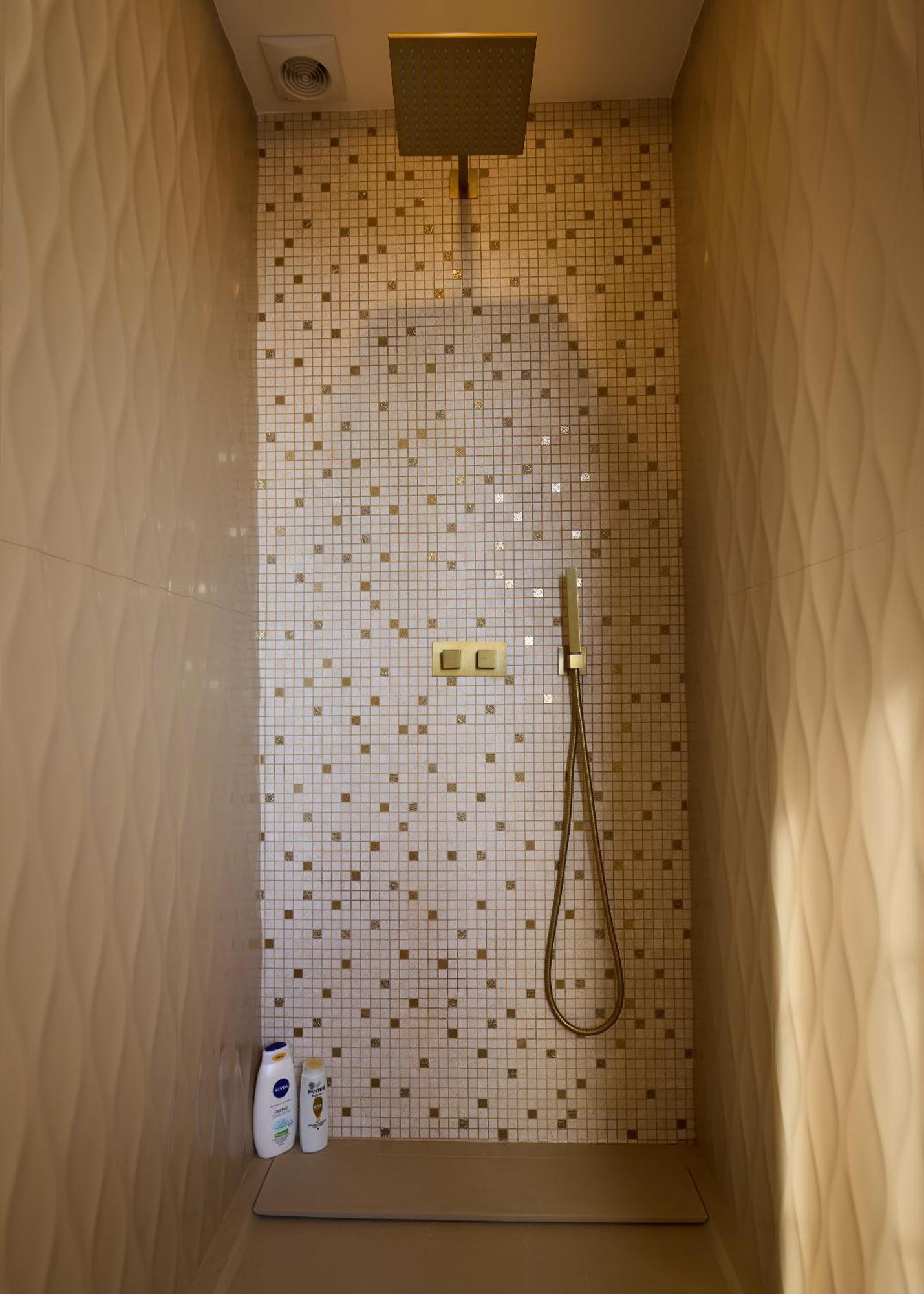 Flh Porto Clerigos Luxury Apartments Стая снимка