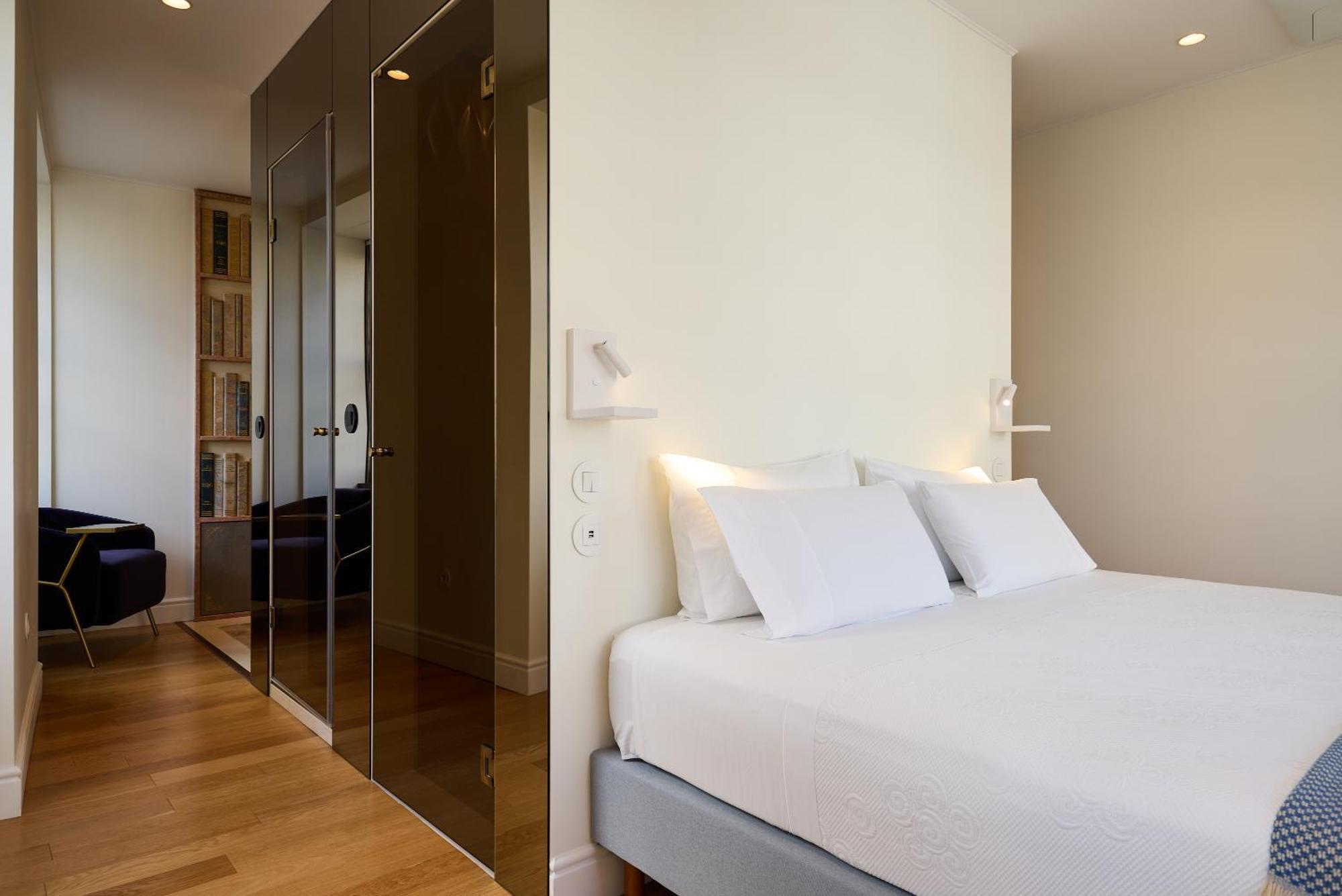 Flh Porto Clerigos Luxury Apartments Стая снимка