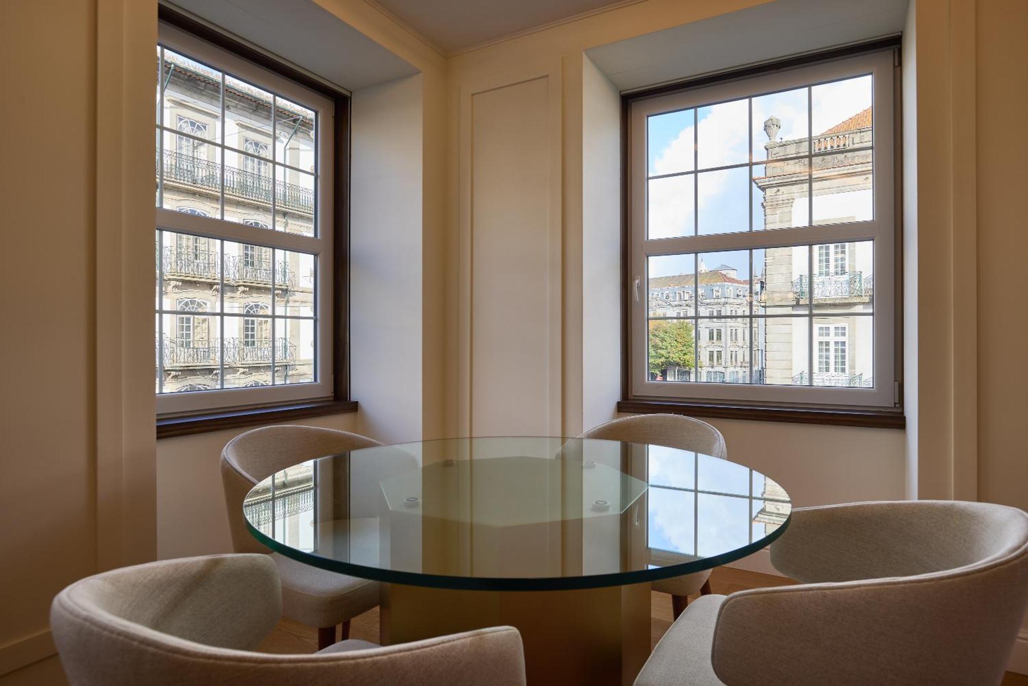 Flh Porto Clerigos Luxury Apartments Стая снимка