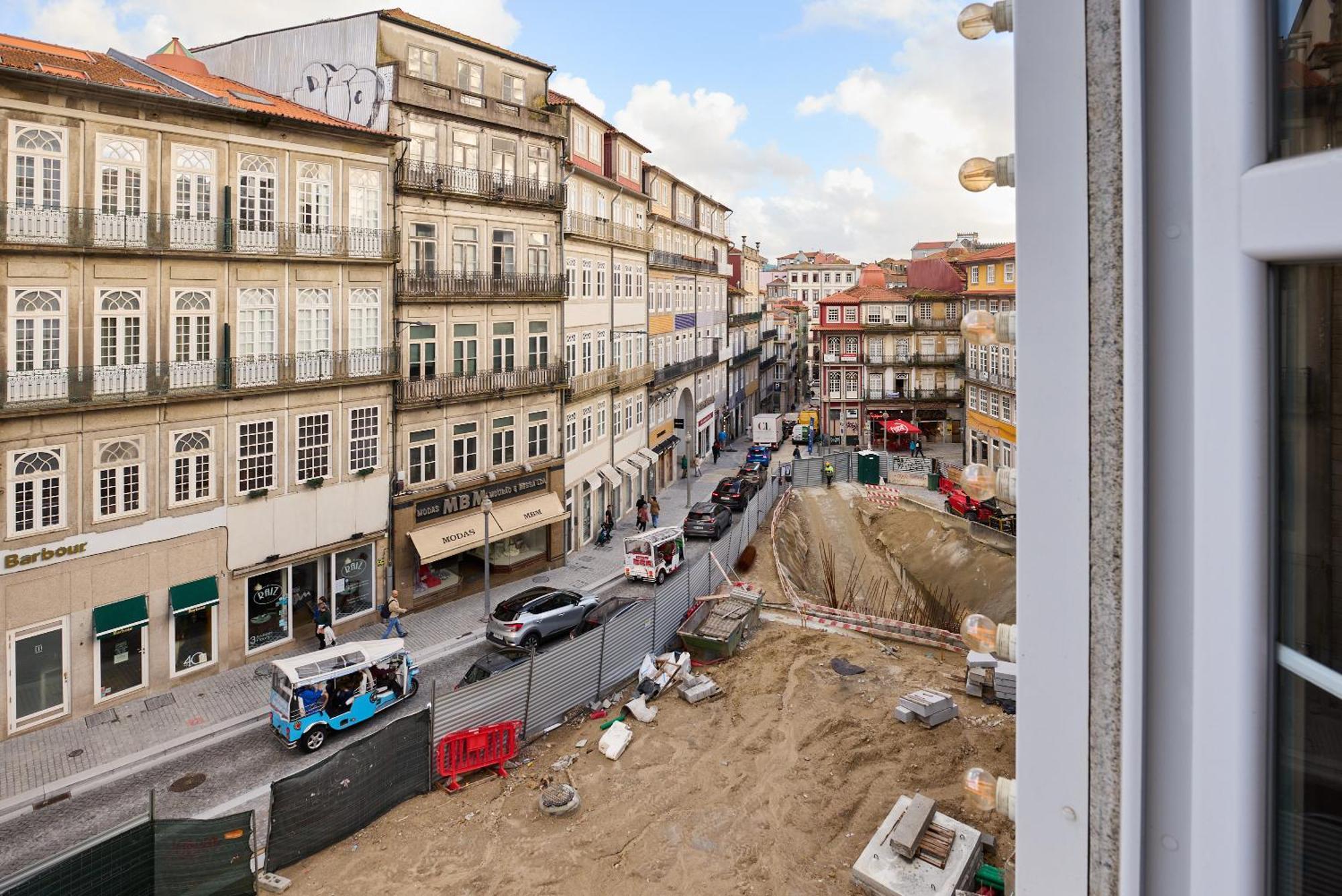Flh Porto Clerigos Luxury Apartments Стая снимка